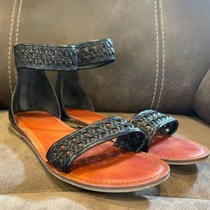 American Eagle Sandals